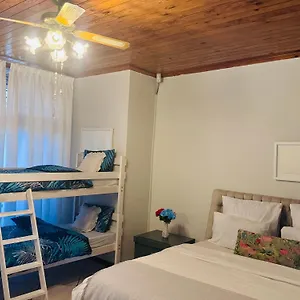  Guest house Leisure Family Parow South Africa